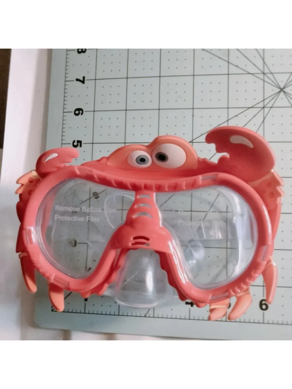Aqua Dolphino Kids Swim Mask Crabby Latex Free Hypoallergenic Polycarbonate Lens